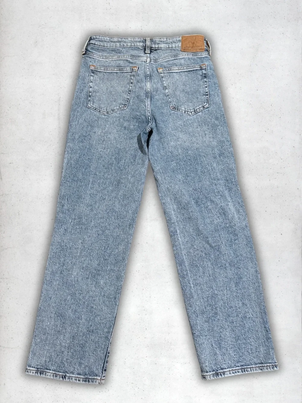 Aeropostale Light Wash Baggy Denim Jeans